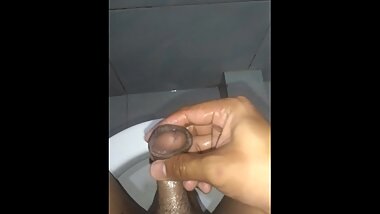 Wala Si Tita Hindi Ako Tinitigasan